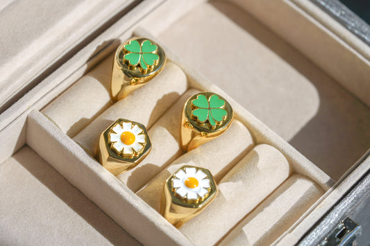 Daisy & Clover Ring