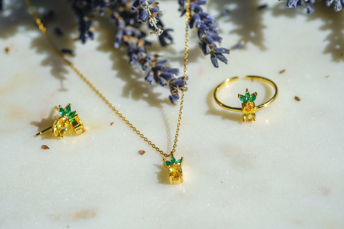 Pineapple Crystal Set